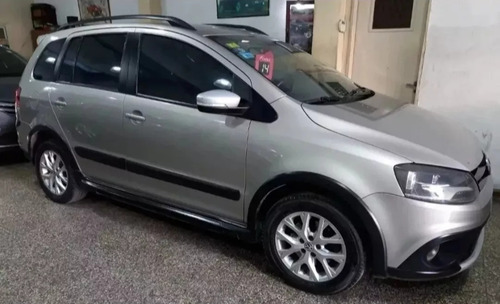 Volkswagen Suran Cross 1.6 Highline 101cv