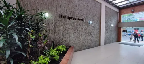 Local En Arriendo/venta En Quinta Camacho. Cod V14474