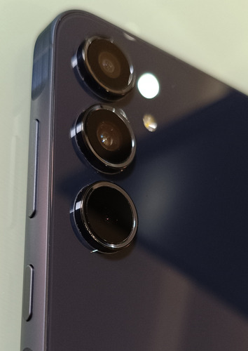 Samsung Galaxy A55 5g De 256 Azul Oscuro (Usado)