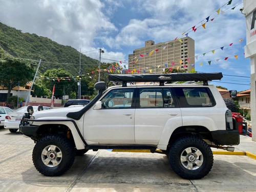 Imagen 4 de 13 de Nissan Patrol Grx Ltd