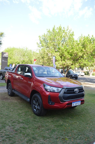Imagen 14 de 15 de Toyota Hilux 2.4 Dc Sr 4x2