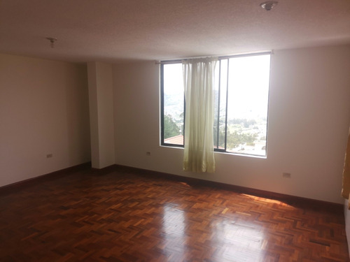 Departamento De 4 Habitaciones, Vendo O Cambio