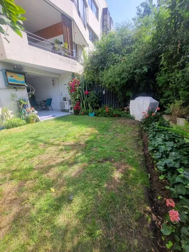 Departamento Primer Piso Jardín 2d + Servicio