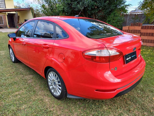 Imagen 3 de 15 de Ford Fiesta Kd 1.6 Se Plus 4 Ptas. Mt / Gnc / 2013