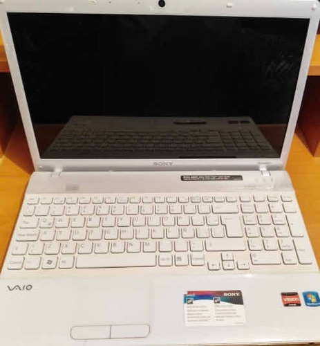 Notebook Sony Vaio Modelo Pcg-61611u Se Vende Completo