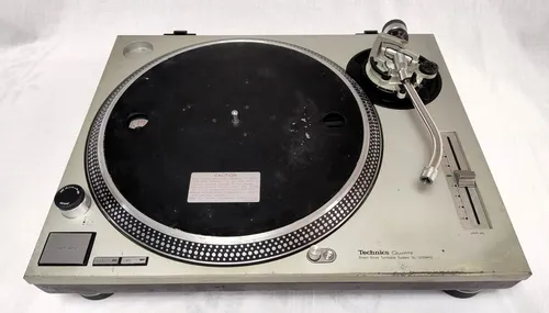 Tornamesa Technics Sl-1200mkii Con Tapa -tpc (Usado)