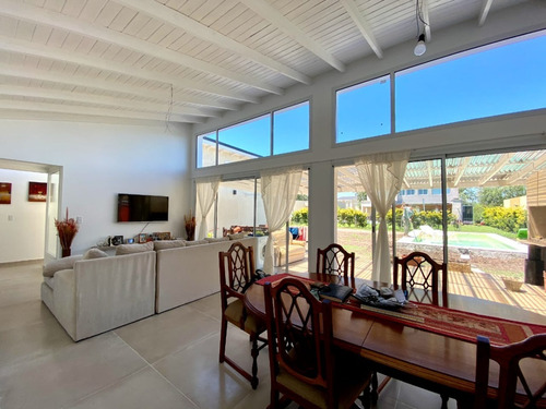 Imagen 7 de 17 de Venta De Casa A Estrenar En Bº Cardales Village
