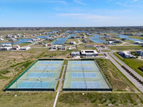 Lote En Venta A La Laguna, En Magallanes, Hudson, Berazategui. Con Proyecto Aprobado