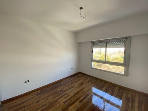 Imagen 11 de 15 de Departamento En Venta De 2 Dormitorios Con Cochera En La Plata