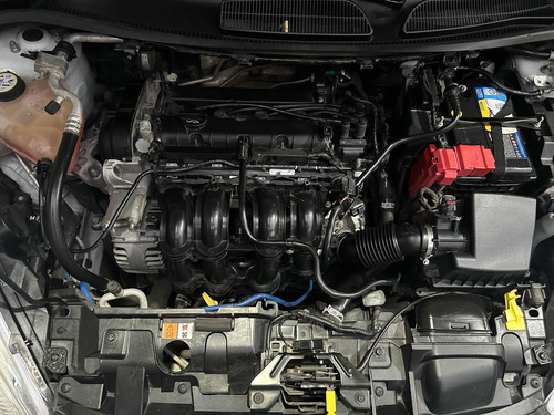 Ford Fiesta Kinetic 1.6 Se 120cv