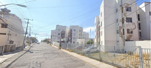 Venta De Departamento En Bugambilias. Hmb74