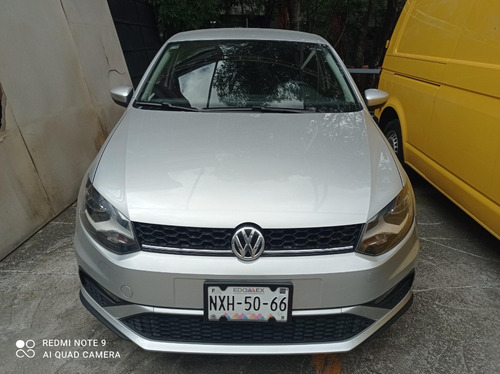 Imagen 2 de 13 de Vento Comfortline Plus Automatico 2020