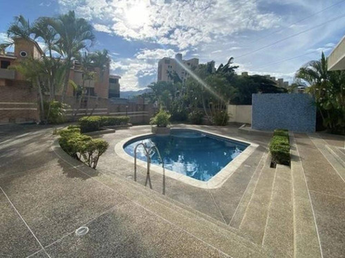Imagen 2 de 17 de Townhouse Amoblado En Venta, Planta 100% Y Pozo A65579