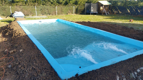 Pileta De Fibra Con Playa Incluida 7.80 X 3.40 X 1.20 A 1.70
