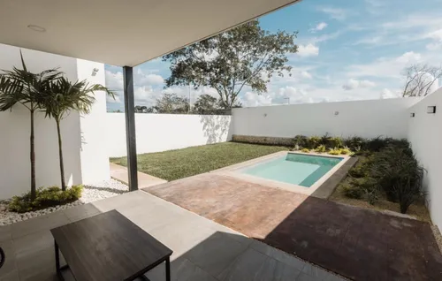 Casa En Venta Merida, Conkal En Privada, Con Paneles Solares, Junio 2025.