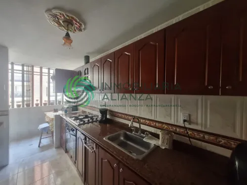 Apartamento En Venta En Mejoras Publicas. Cod V61683
