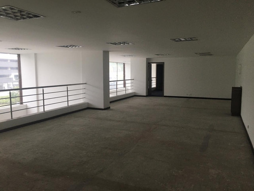 Imagen 10 de 13 de Alquiler Local Laureles, Manizales Cod 3768270