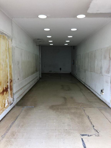 Imagem 14 de 19 de Casa Comercial (piso Superior). Salão Comercial (piso Inferior). Excelente Localização No Centro De Jundiaí. - Ca0124