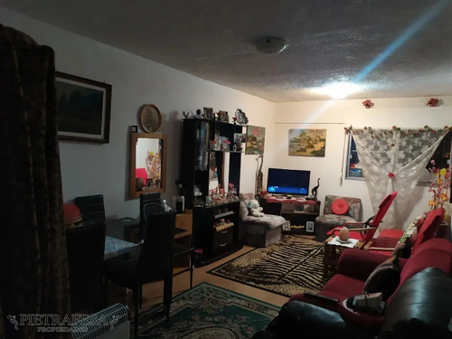 Apartamento Amueblado En Venta 2 Dormitorios, 1 Baño- Andes- Centro