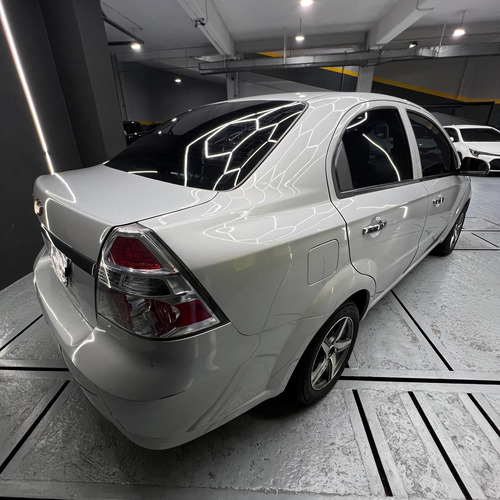 Chevrolet Aveo Lt 2011
