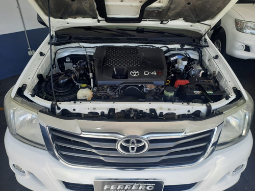 Toyota Hilux 4x4 2.5 Tdi Cab Doble Dx Pack 2014 Financio