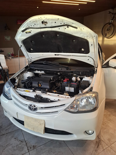 Toyota Etios 1.5 Xls