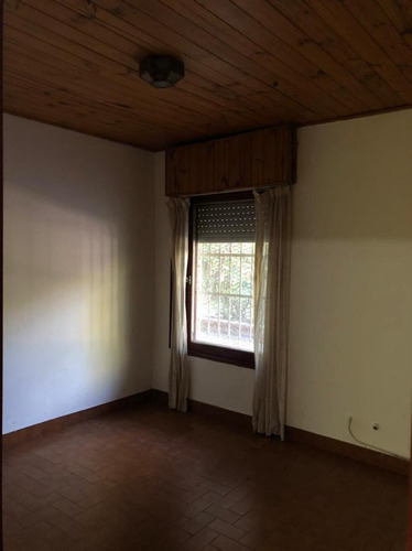 Imagen 11 de 30 de Excelente Casa Quinta Con Pileta Y Quincho Cerrado