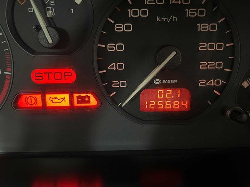 Imagen 22 de 25 de Peugeot 406 1999 2.0 Sv