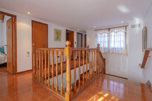 Imagen 16 de 30 de Casa En Venta - 7 Ambientes - Pinamar Iglesia