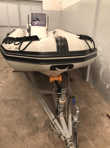 Semirigido - Viking 520 - Mercury 60hp - 40 Horas