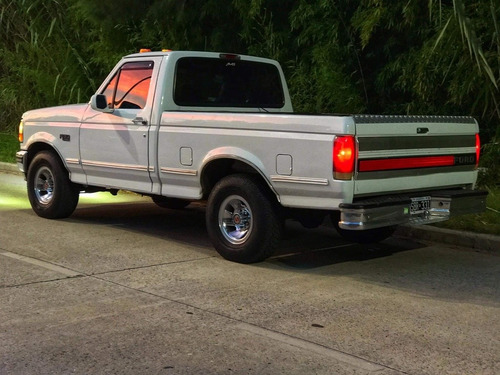 Ford F-100 1994 4.9i