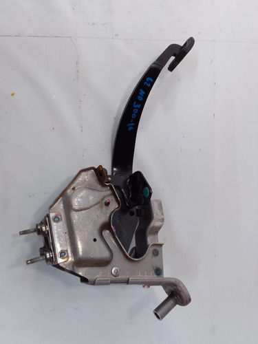 Pedal De Clutch Nissan Np 300 2016