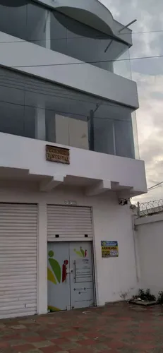 Edificio Comercial Muy Bien Distribuido Con Una Excelente Ubicación Cod. 54722