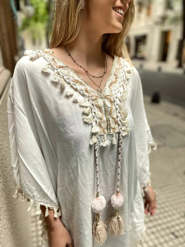 Vestido Túnica Escote En V Con Pompones