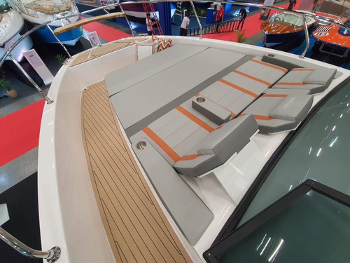 Lancha Triton Flyer 38 T-top || Zero ||