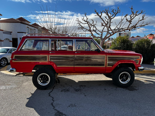 Jeep Wagoneer 1985 Automático 4x4 Nacional
