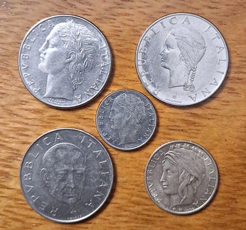 Italia X 5 Monedas Incluye 2 Conmemorativas 100 Liras 1979 (Usado)
