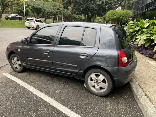 Renault Clio 1.6 Expression At 4x2 2012