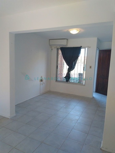 Imagen 9 de 20 de Carmelo | Vivienda A Metros De La Rambla