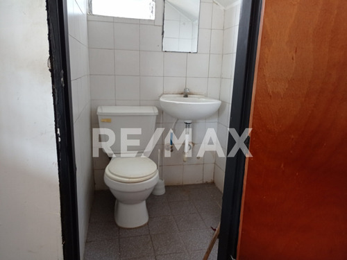 Imagen 8 de 10 de Se Vende Galpón En El Centro, Calle La Planta, Av. Orinoco
