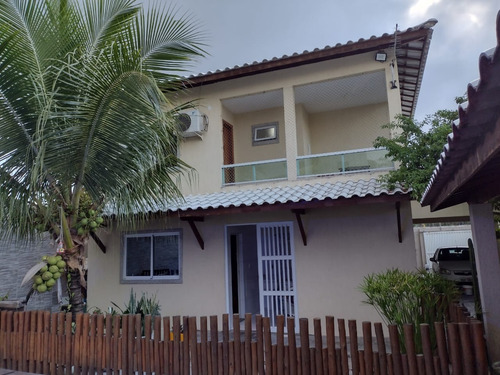 Imagem 1 de 30 de Maravilhosa Casa De 4/4 Sendo Uma Suíte, Varanda E Piscina No Jardim Das Margaridas - Pc38a01 - 70444349