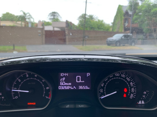 Peugeot 208 Feline Tiptronic