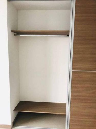 Imagen 14 de 30 de Monoambiente/oficina Con Balcon Sobre Jb Justo Y Vera Apto Profesional