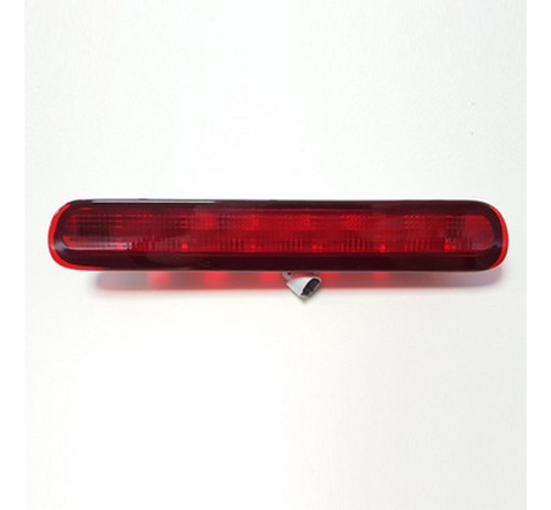 Faro Tercera Luz Stop Hilux 05 06 07 10 11 12 13 14 15 Rojo