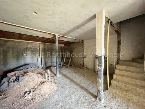 Imagen 4 de 27 de Townhouse En Venta Conj Resid Karol Home Ii, Prolongación Av. Aragua 23-12730 Hc
