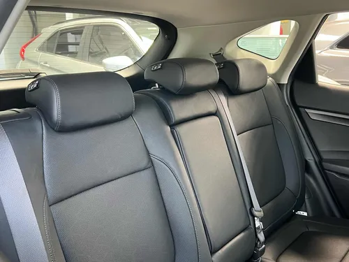 Kia Seltos 2.0 Zenith 4X2
