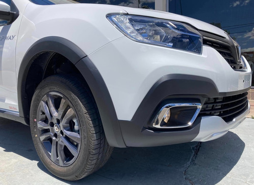 Imagen 16 de 17 de Renault Stepway Ph2 1.6 16 Válvulas Zen 0km My2023