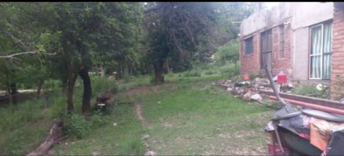 Terreno Con Mejoras En Cosquin Con Escritura