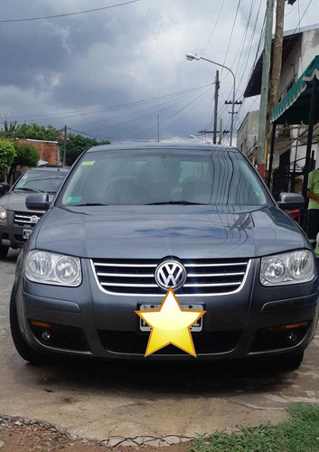 Volkswagen Bora 1.8 Highline T Tiptronic Cuero 2011