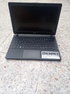 Laptop Acer Estadounidense Color Negro